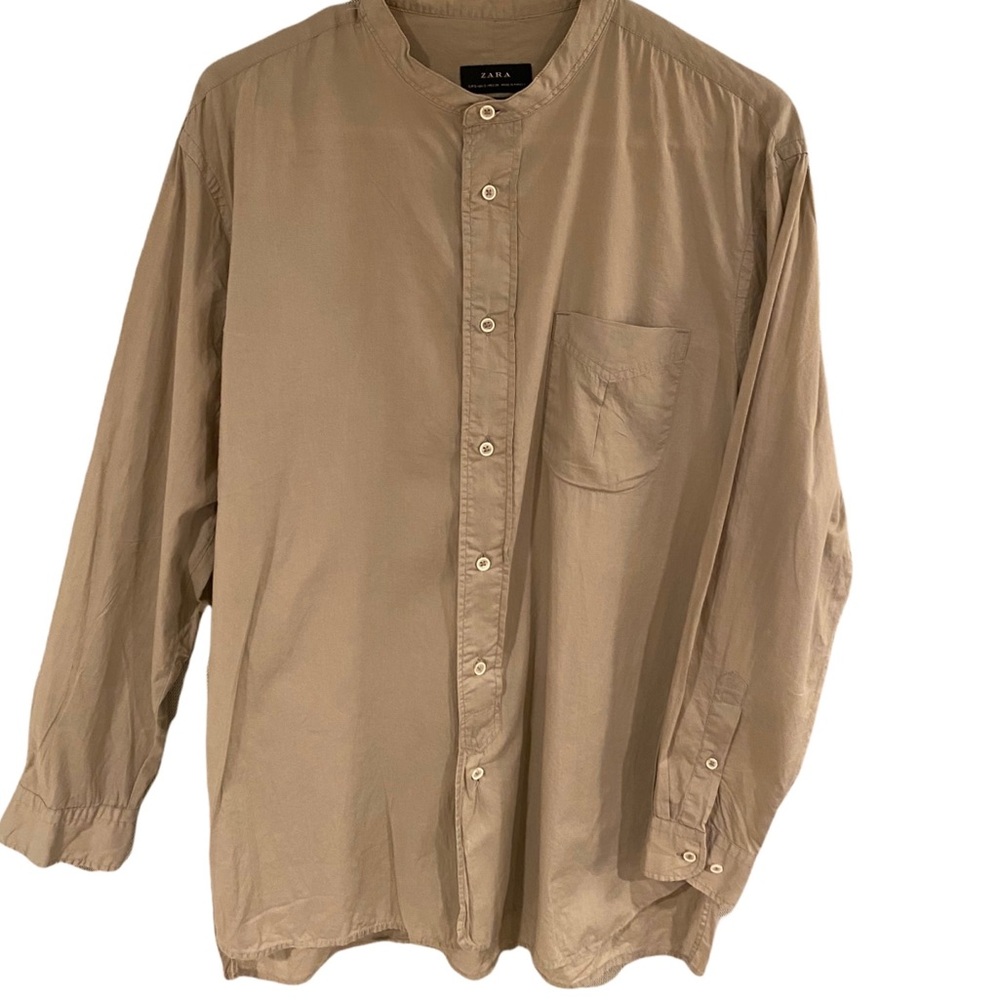 **LIKE NEW** S. ZARA Tan Button-Up. Size S. Relaxed Fit
